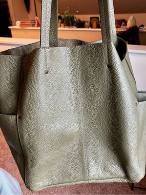 AEO Soft Pebble Slouchy Tote Bag - genuine leather